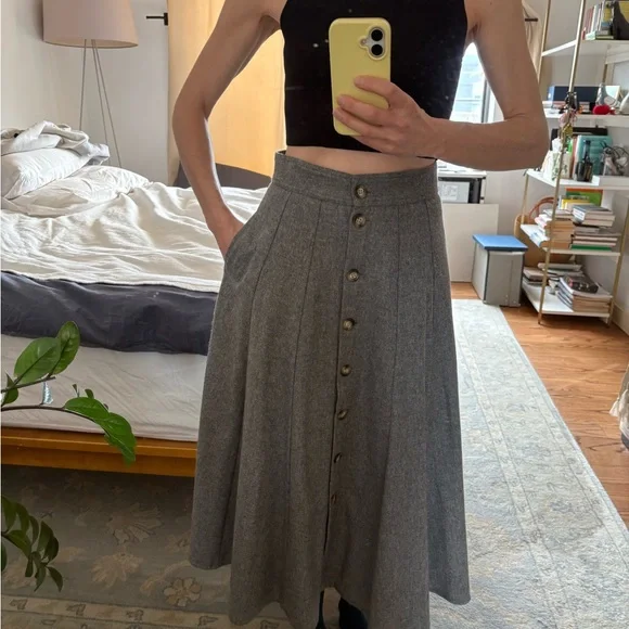 Loeffler Randall high waisted wool A-Line Skirt with pockets size 4, like new - Picture 8 of 12